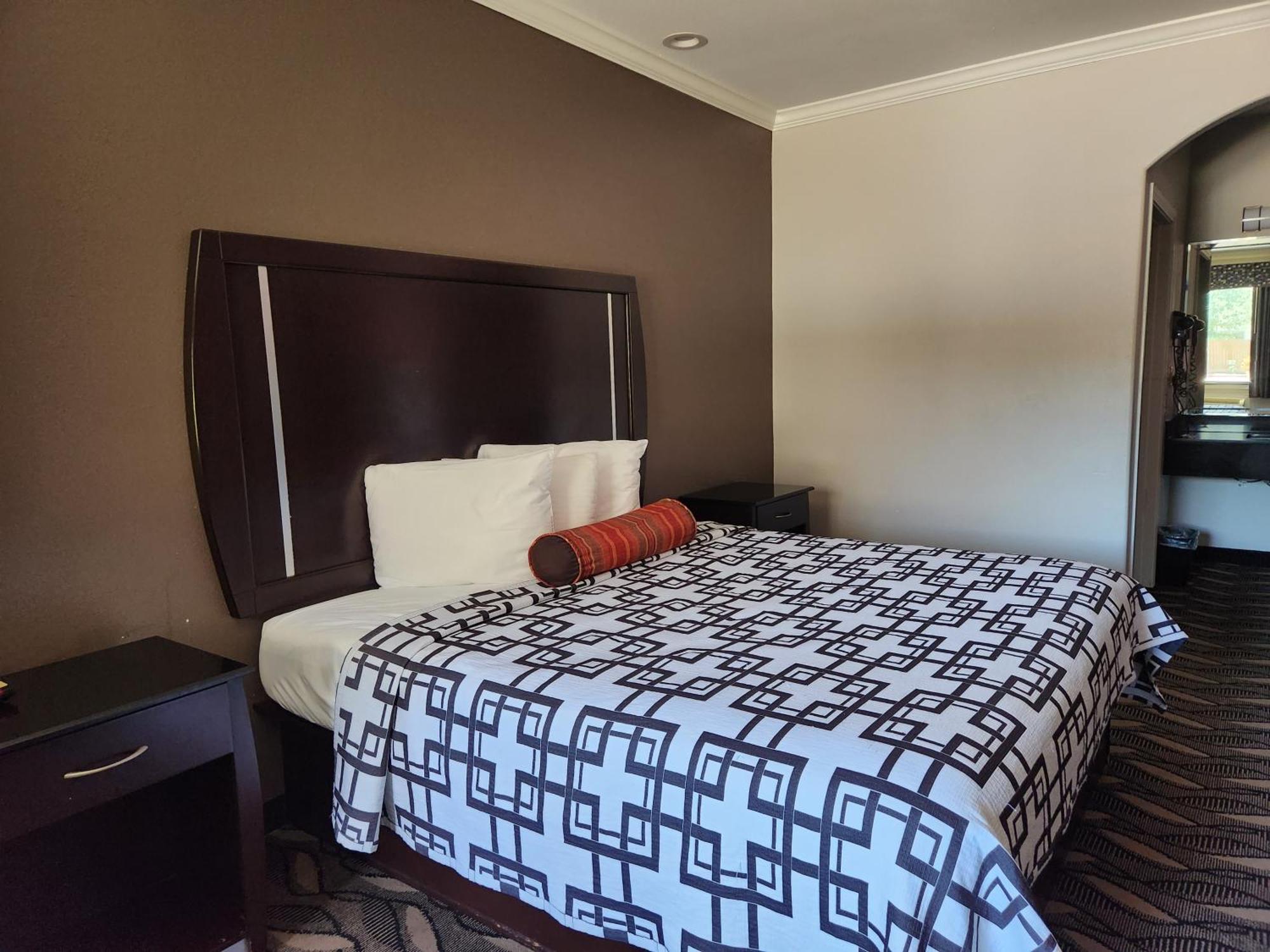 Palace Inn Sam Houston Race Park West Road Экстерьер фото